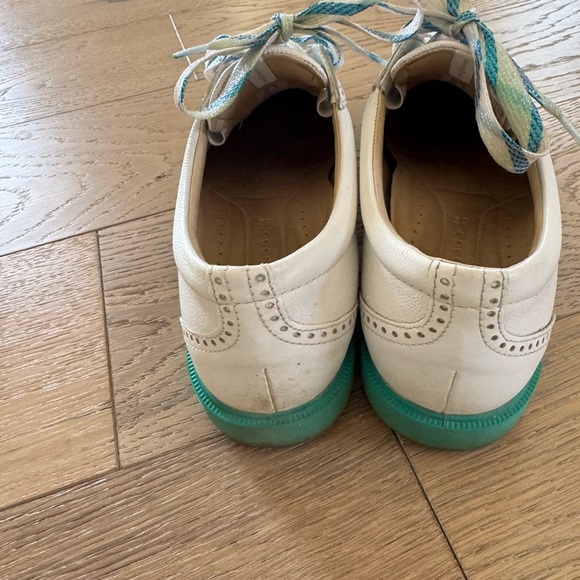 Ecco 'Tour' Hybrid Wingtip Golf Shoe White Size 39 - Picture 2 of 6